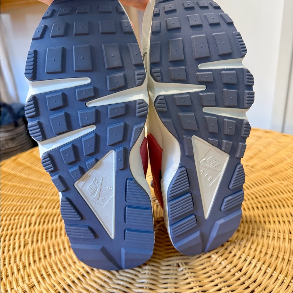Nike Air Hurache Sneakers Women’s Ashen Slate Size 10 - Picture 12 of 12